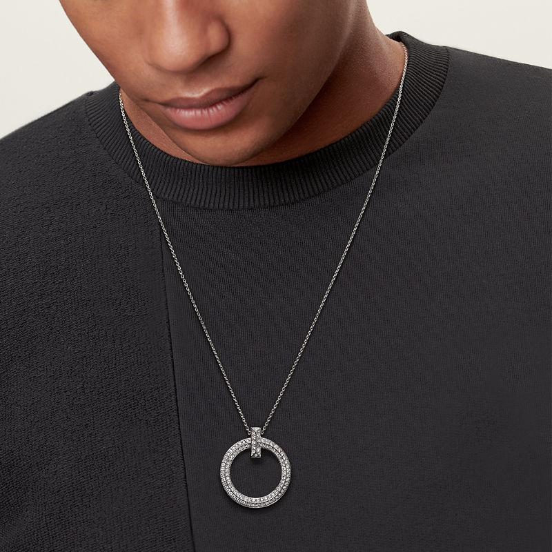 Tiffany & Co. Tiffany T T1 Colgante circular de oro blanco de 18 quilates con diamantes tamaño grande Devoluciones gratuitas