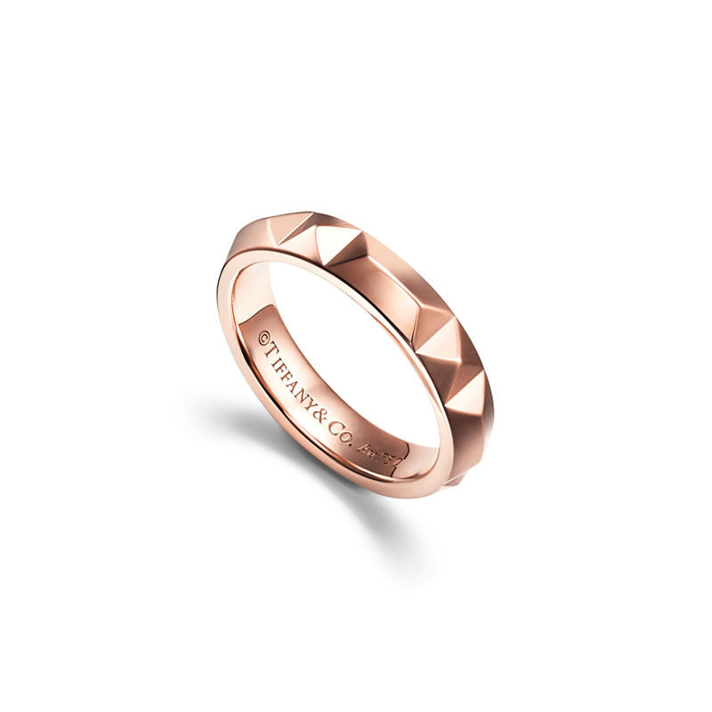 Tiffany & Co. Tiffany True® Alianza en oro rosa 4 mm de ancho Último día