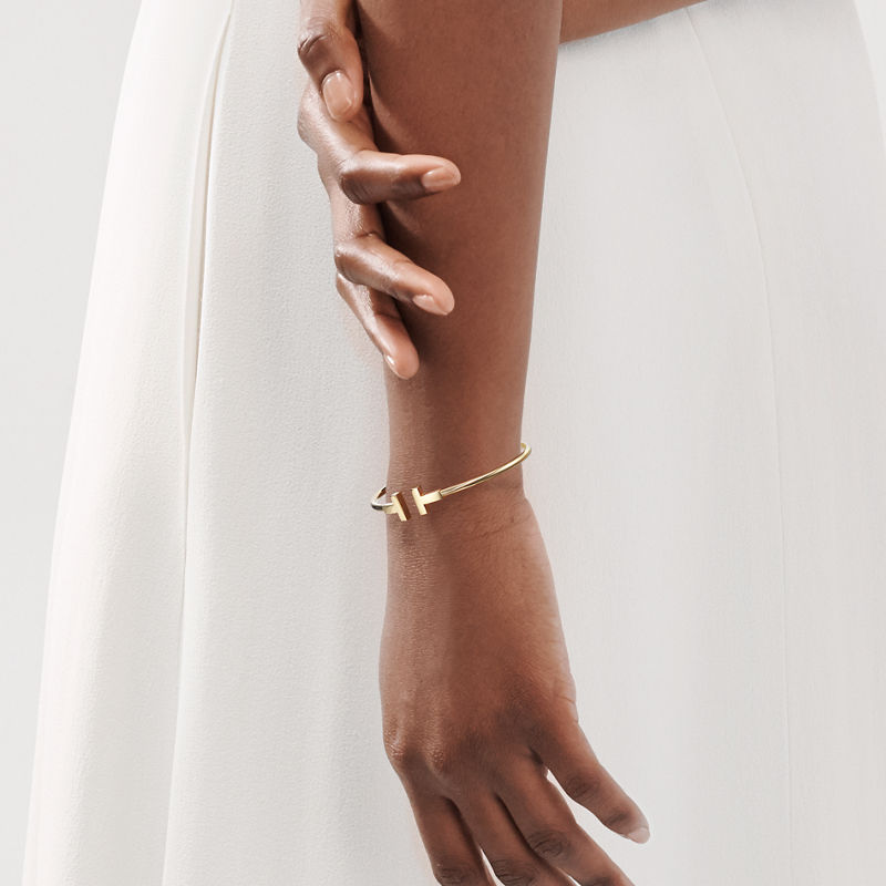 Tiffany & Co. Tiffany T Pulsera Wire de oro amarillo Ofertas especiales