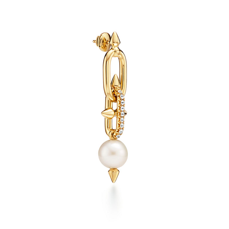 Tiffany & Co. Tiffany Titan by Pharrell Williams Pendientes de perlas de oro amarillo con diamantes Venta caliente