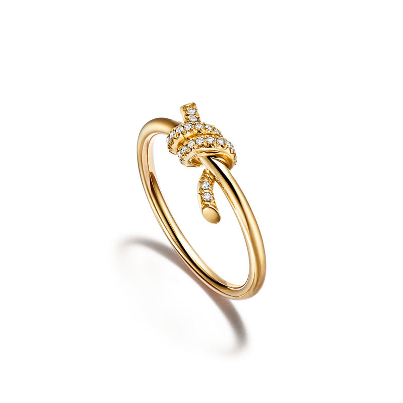 Tiffany & Co. Tiffany Knot Anillo en oro amarillo con diamantes Último día