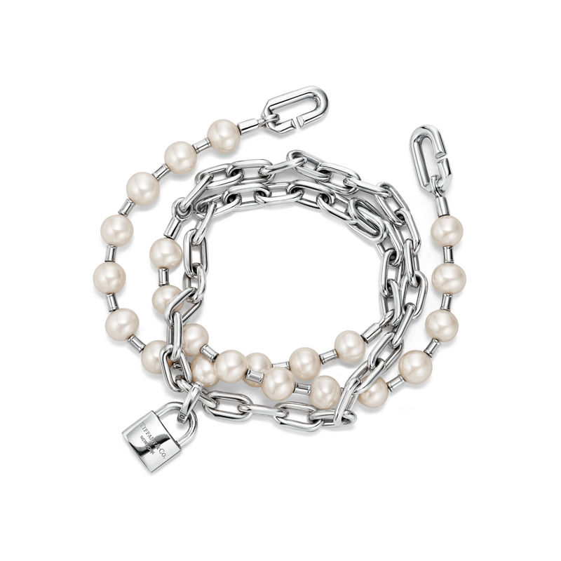 Tiffany & Co. Tiffany HardWear Pulsera con candado y perlas en plata tamaño mediano En oferta