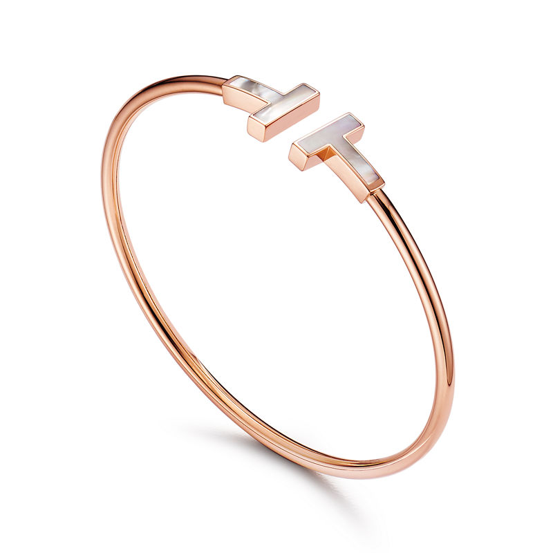 Tiffany & Co. Tiffany T Pulsera Wire de oro rosa con nácar En oferta