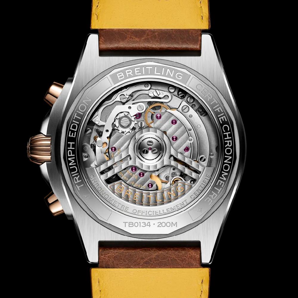 Breitling Chronomat B01 42 Triumph 2025