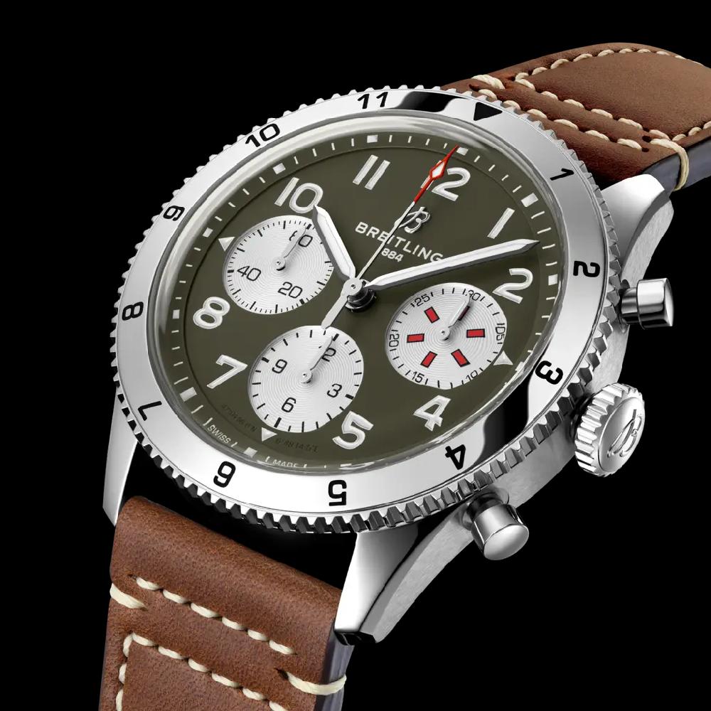 Breitling Classic AVI Chronograph 42 Curtiss Warhawk Solo queda un día