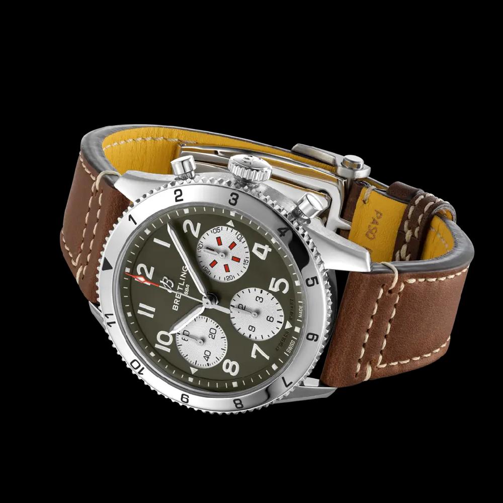 Breitling Classic AVI Chronograph 42 Curtiss Warhawk Solo queda un día