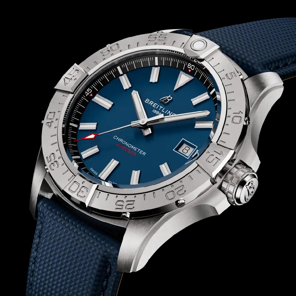 Breitling Avenger Automatic 42 Devoluciones gratuitas
