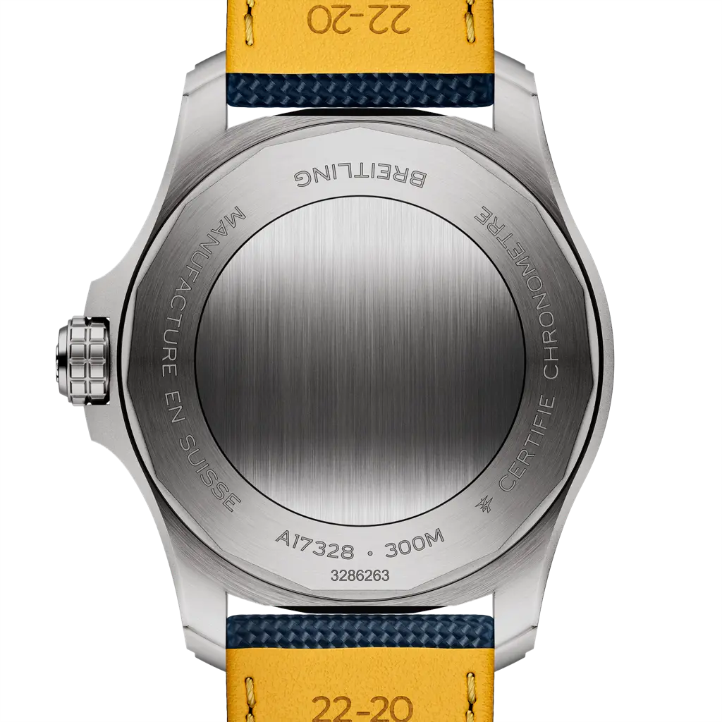 Breitling Avenger Automatic 42 Devoluciones gratuitas