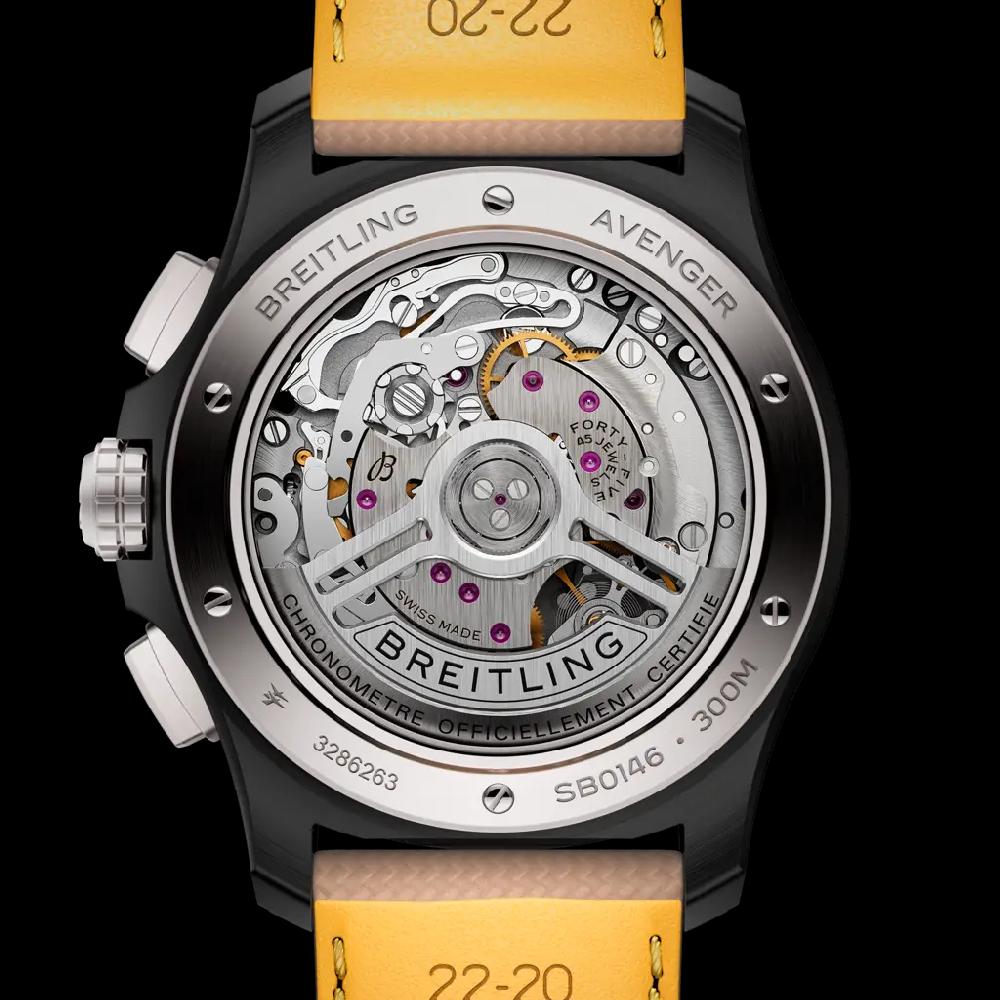 Breitling Avenger B01 Chronograph 42 Night Mission Outlet online
