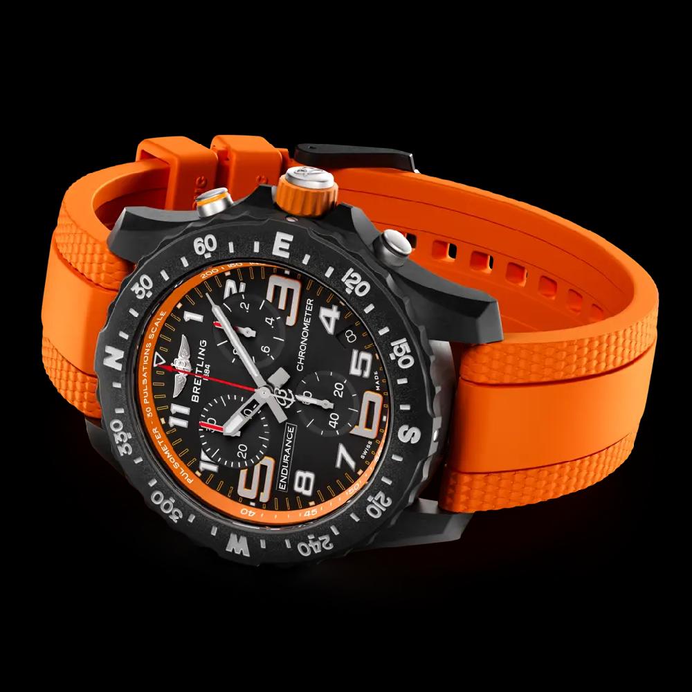 Breitling Endurance Pro 44 Devoluciones gratuitas