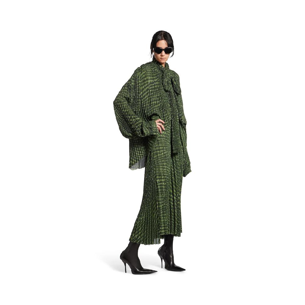 Balenciaga Vestido Plisado Double Sleeve para Mujer en Verde