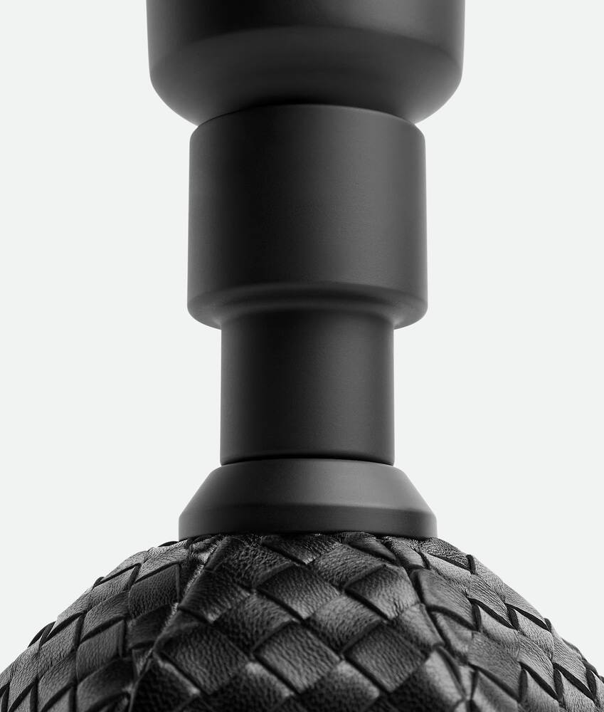 Bottega Veneta Model 600 pequeño Outlet