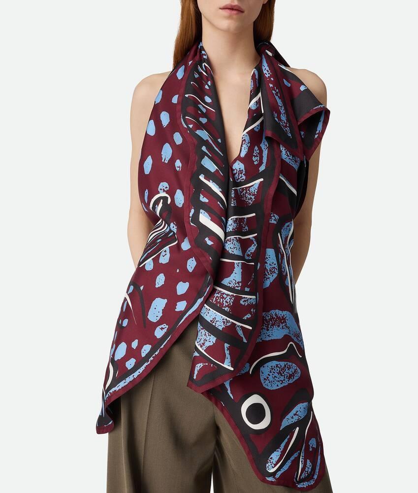 Bottega Veneta Blusa estampada de sarga de seda Envío gratis