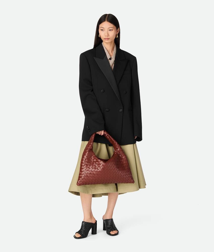 Bottega Veneta Bolso Hop Solo queda un día