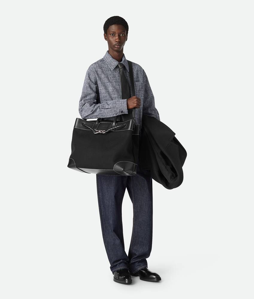 Bottega Veneta Andiamo Voyager Limitado a 3 días
