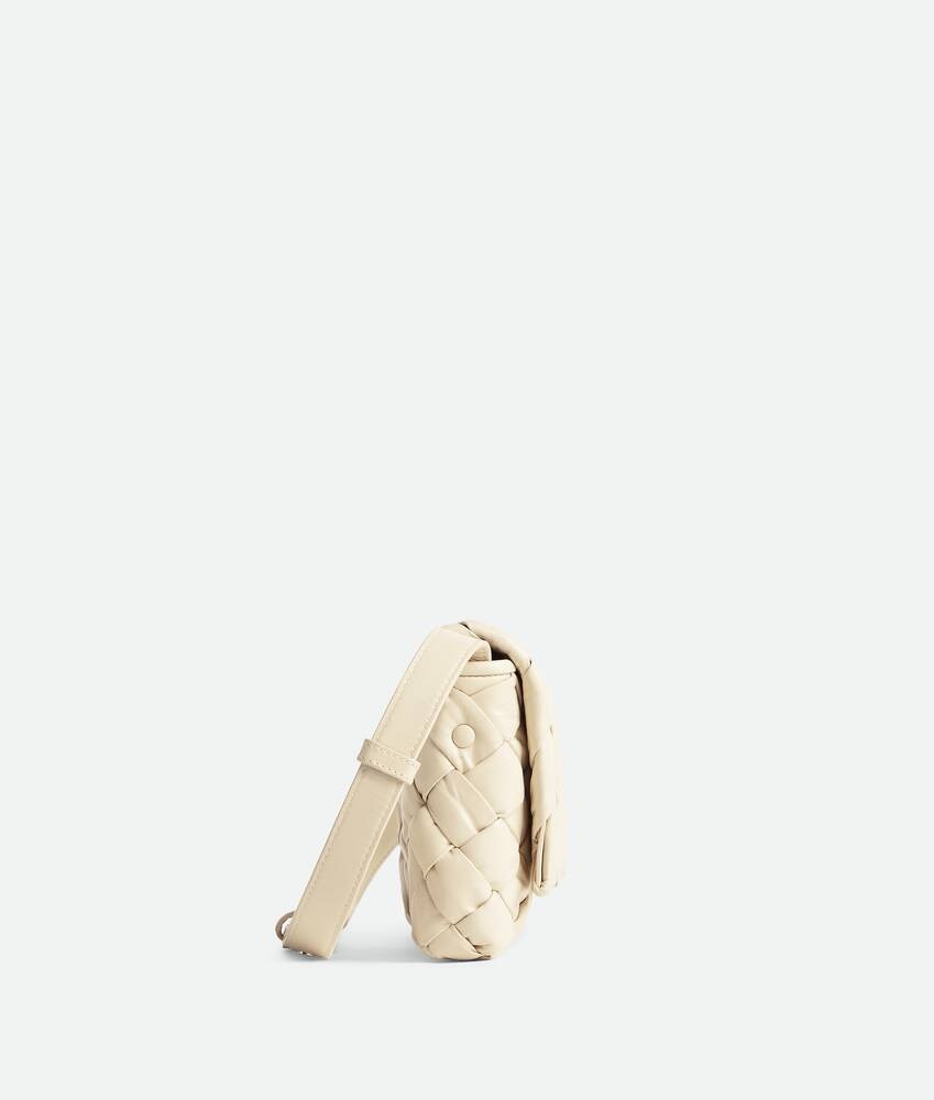 Bottega Veneta Bolso Rumple Messenger pequeño Última moda