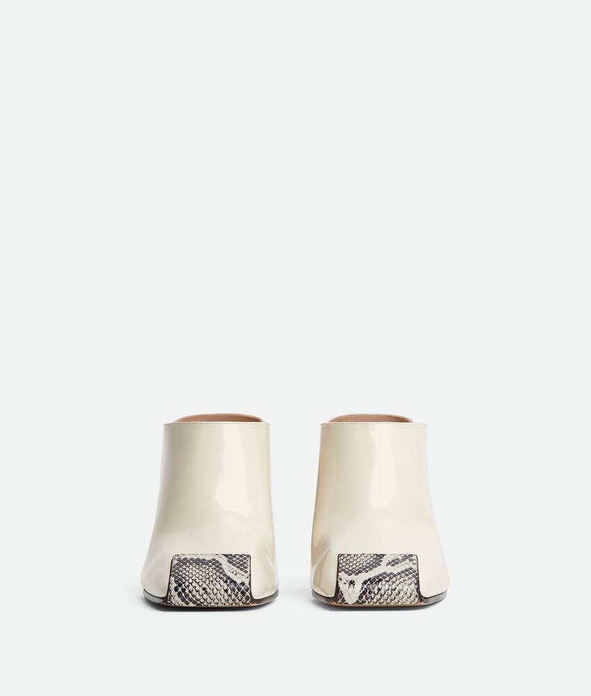 Bottega Veneta Mule Ventura Último día