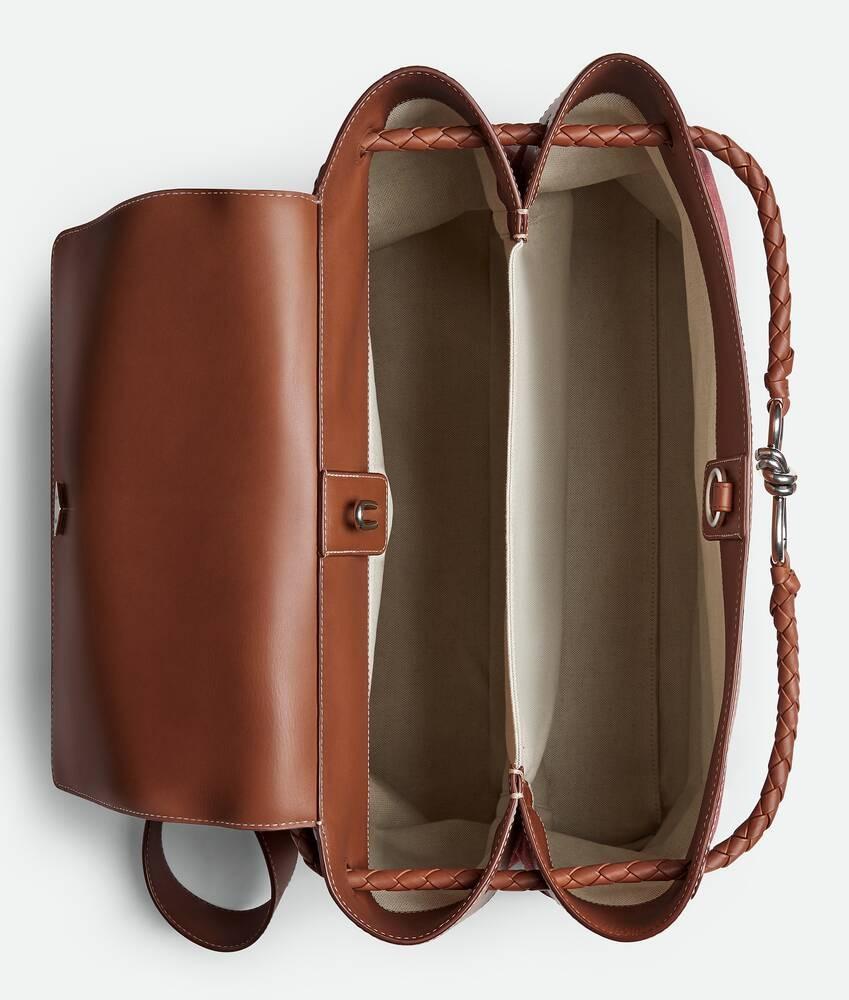 Bottega Veneta Mochila Andiamo grande Último día
