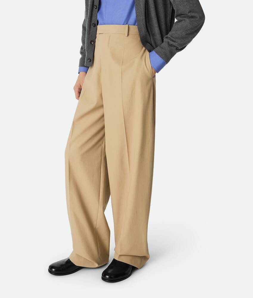 Bottega Veneta Pantalones rectos de sarga de algodón Descuentos del mes