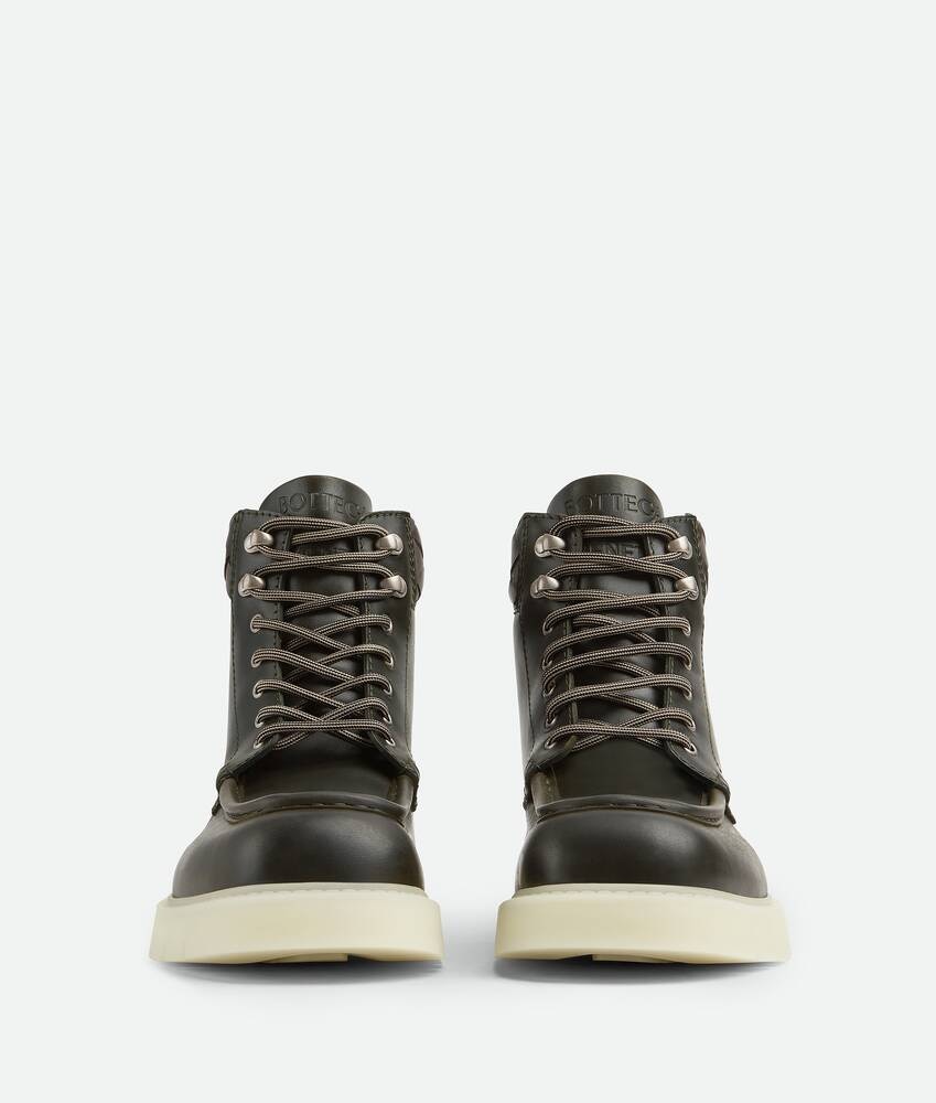 Bottega Veneta Botín con cordones Haddock Solo hoy