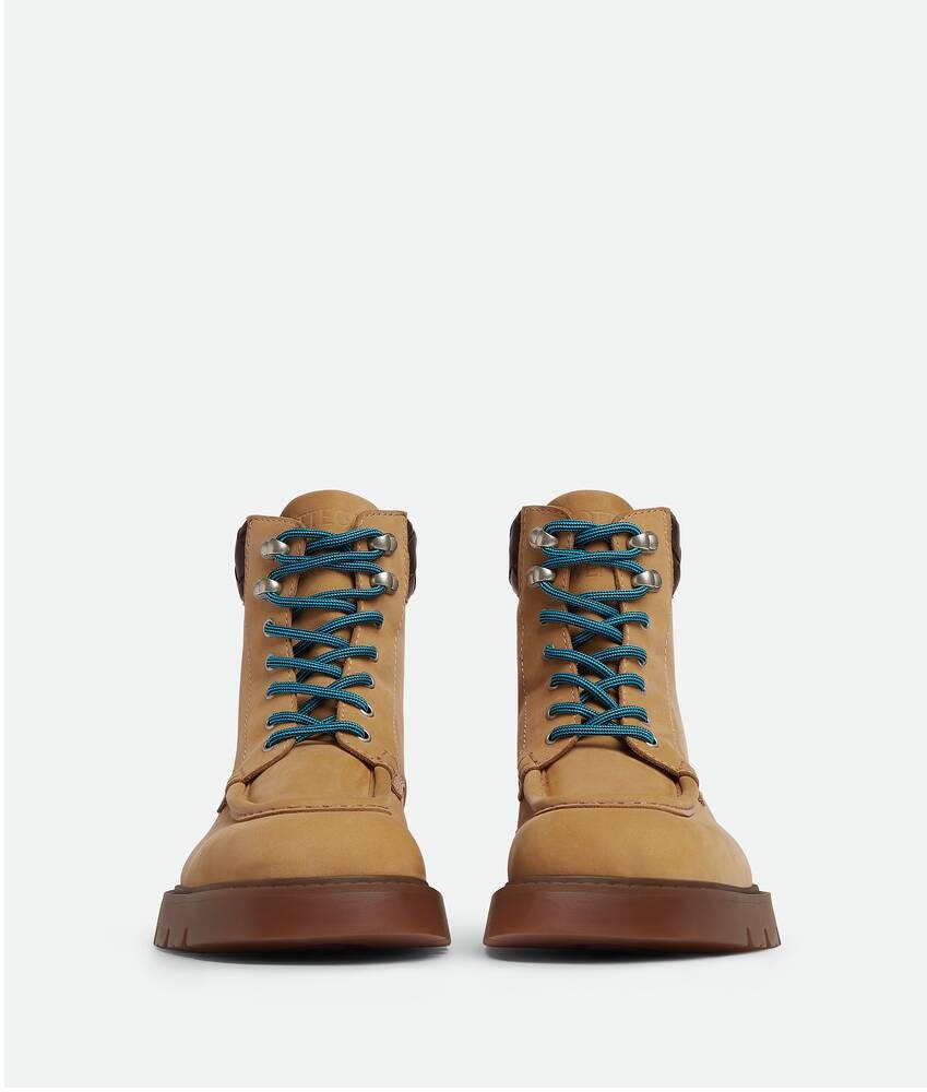 Bottega Veneta Botín Con Cordones Haddock Oferta especial de fábrica