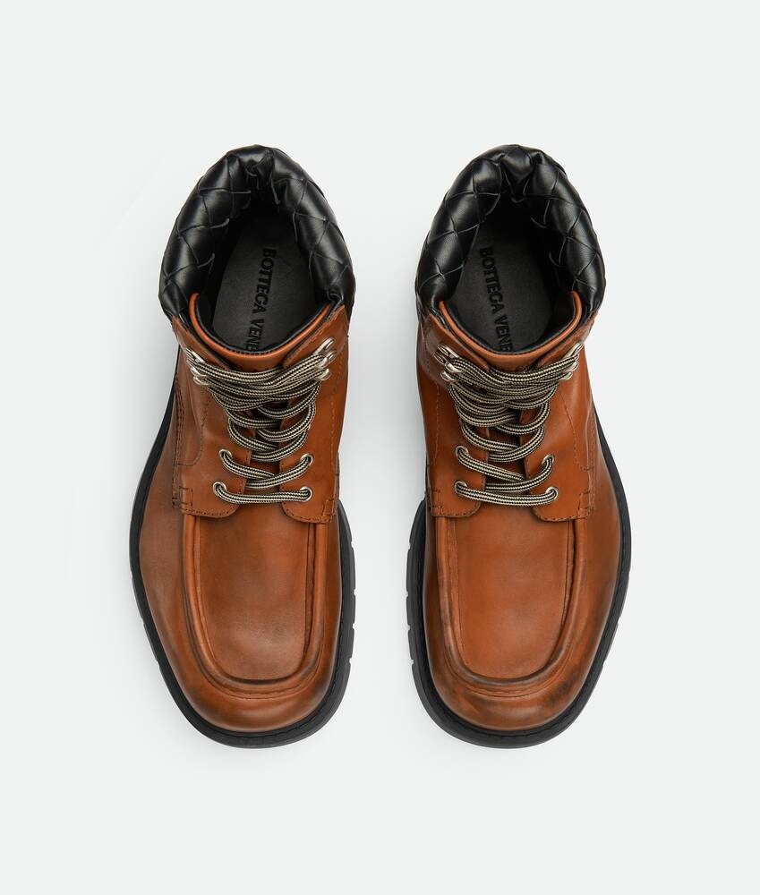 Bottega Veneta Botín con cordones Haddock Promoción trimestral