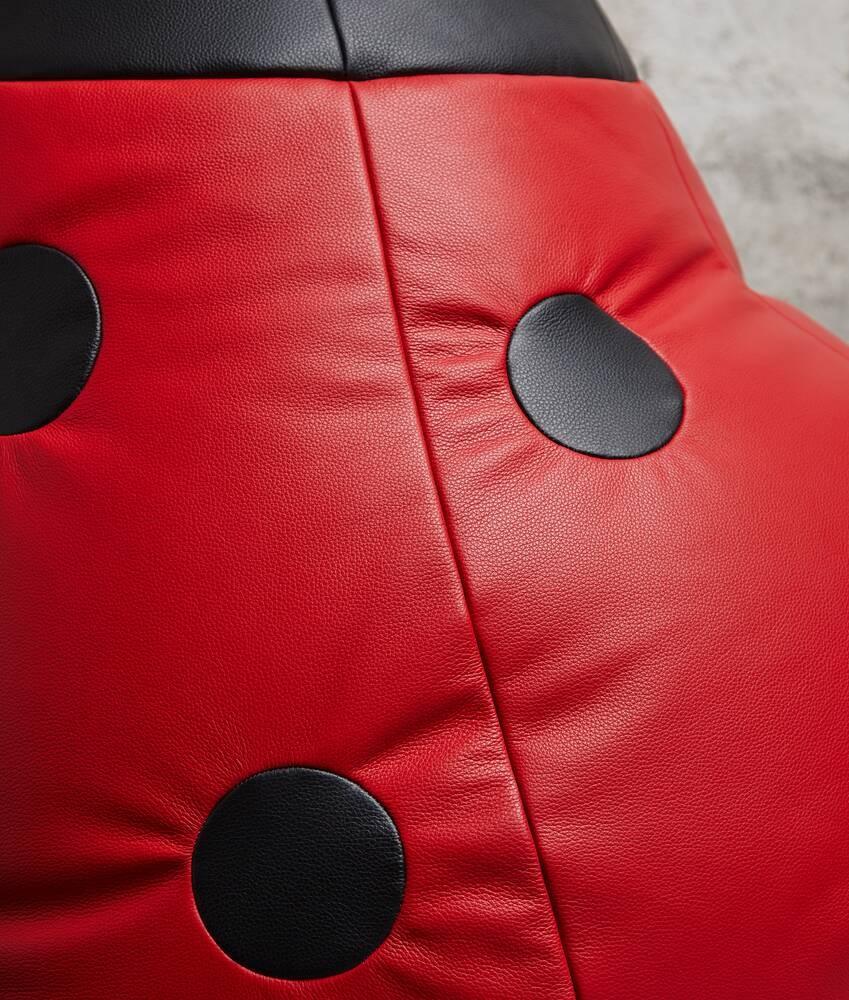 Bottega Veneta Puf pequeño con diseño de mariquita En línea