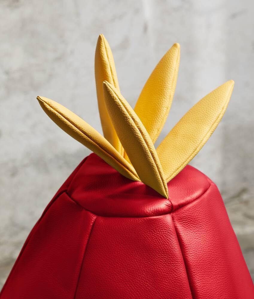 Bottega Veneta Puf pequeño con diseño de pájaro Outlet