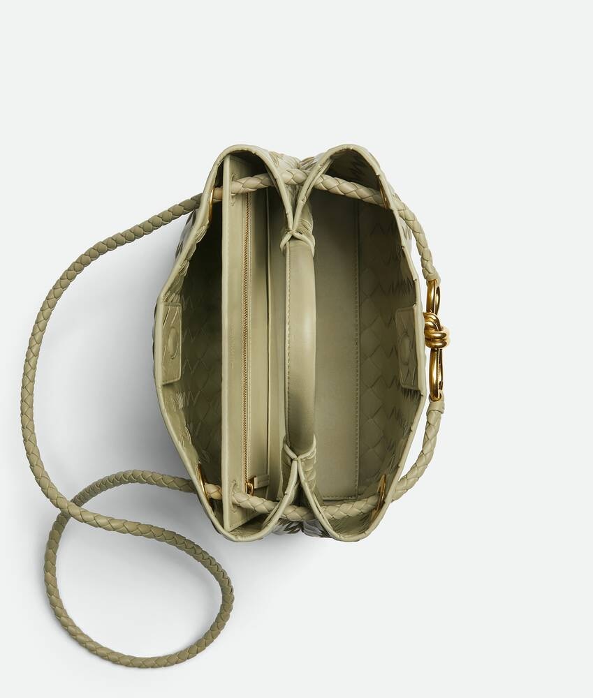Bottega Veneta Andiamo pequeño Ahorra y exporta