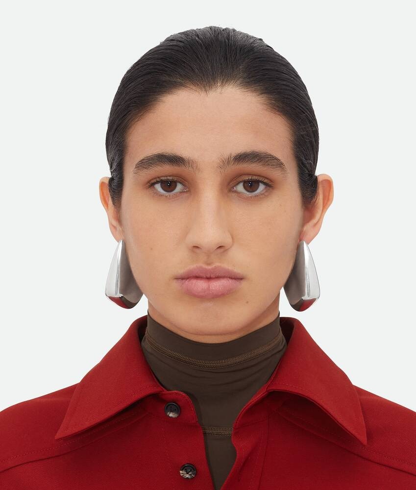 Bottega Veneta Pendientes Fin grandes Tienda