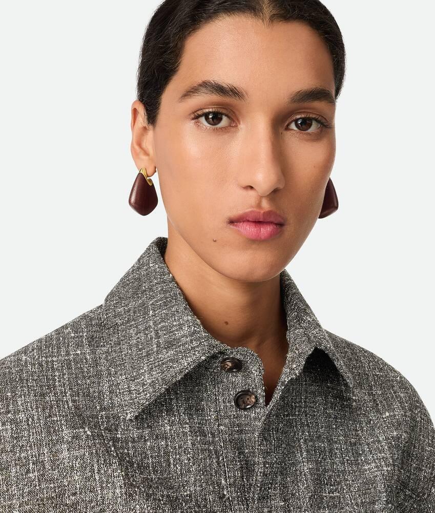 Bottega Veneta Pendientes Fin pequeños de madera Rebajas top