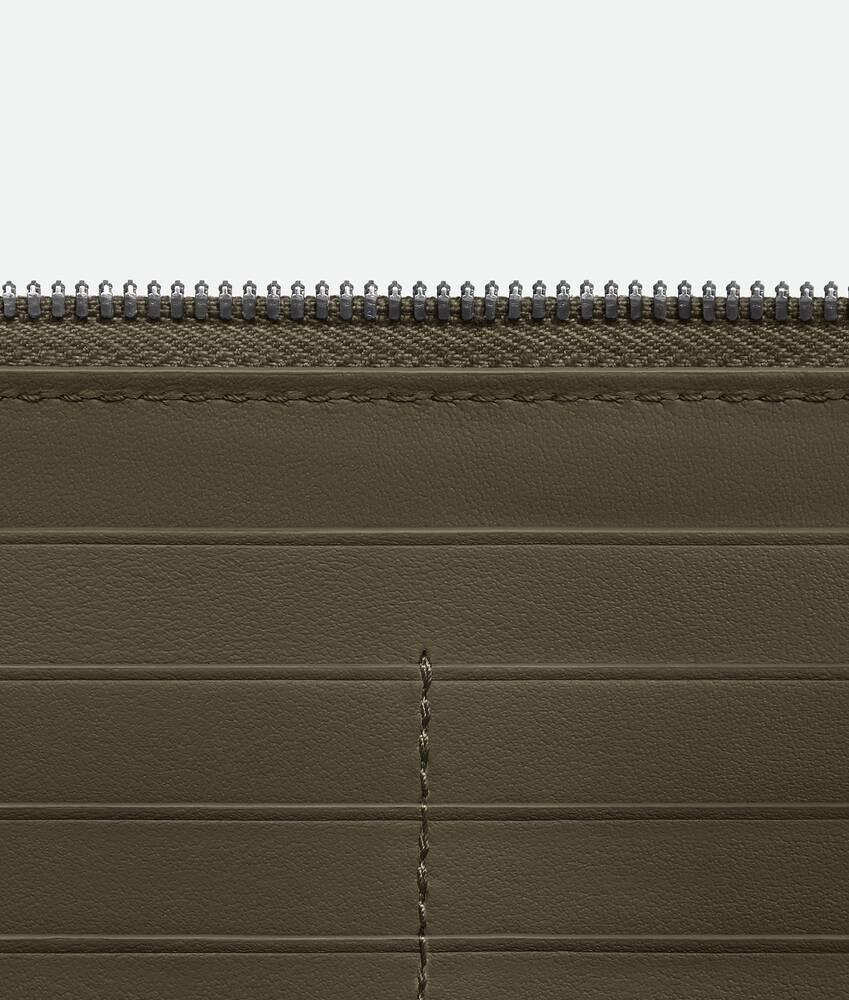 Bottega Veneta Cartera con cremallera en el contorno Intrecciato Promoción trimestral