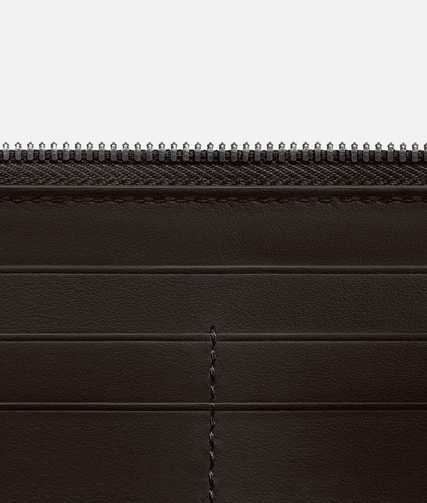 Bottega Veneta Cartera con cremallera en el contorno Intrecciato Liquidación