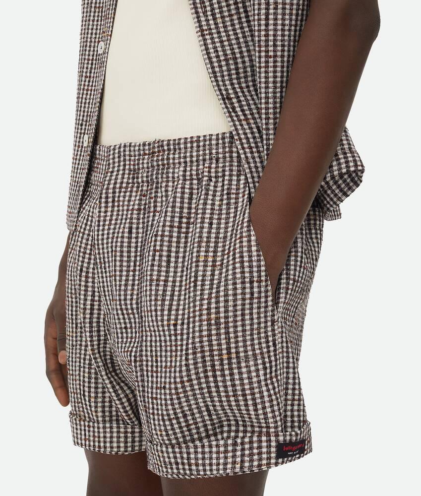 Bottega Veneta Pantalones cortos de viscosa texturizada con cuadros Rebajas baratas