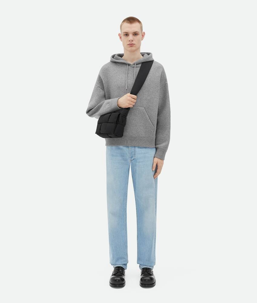 Bottega Veneta Bolso Padded Tech Cassette pequeño Superdescuento