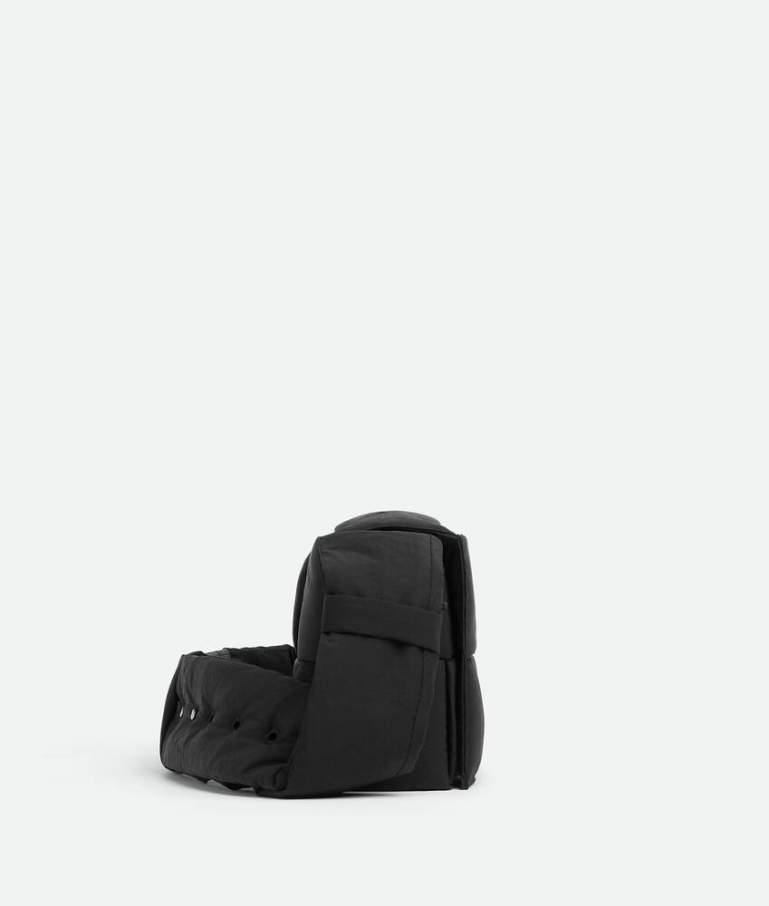 Bottega Veneta Bolso Padded Tech Cassette pequeño Superdescuento