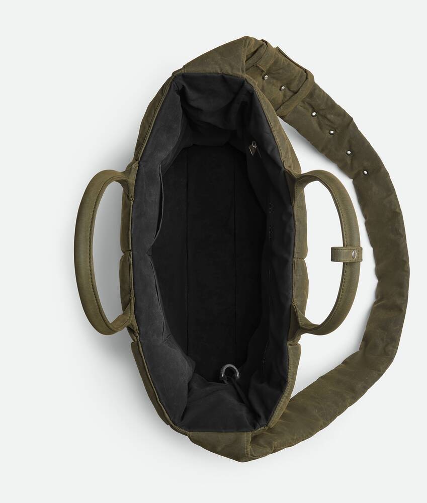 Bottega Veneta Bolso Arco Padded Tote grande Limitado a 3 días