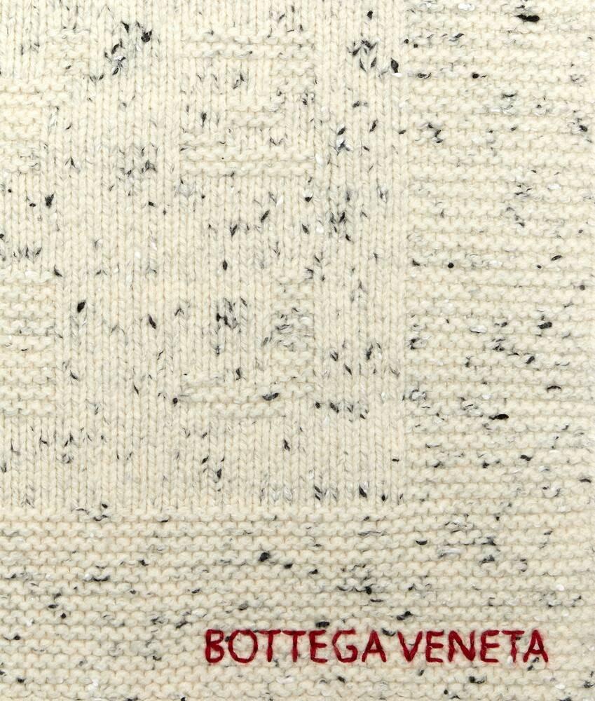 Bottega Veneta Manta Alphabet Solo queda un día