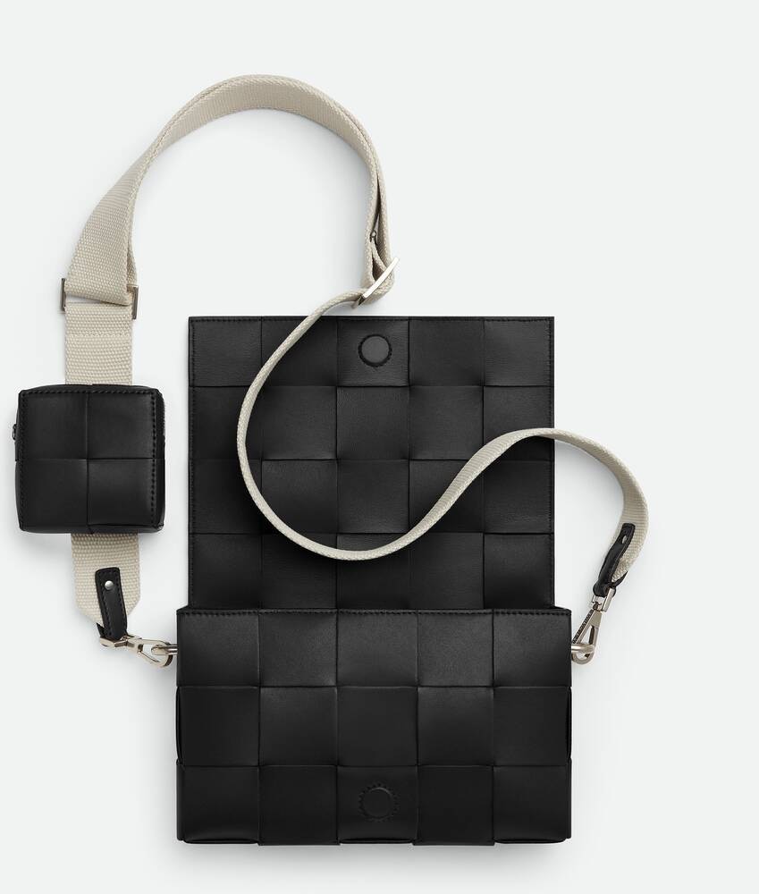 Bottega Veneta Bolso Cassette con correa versátil Grandes ahorros