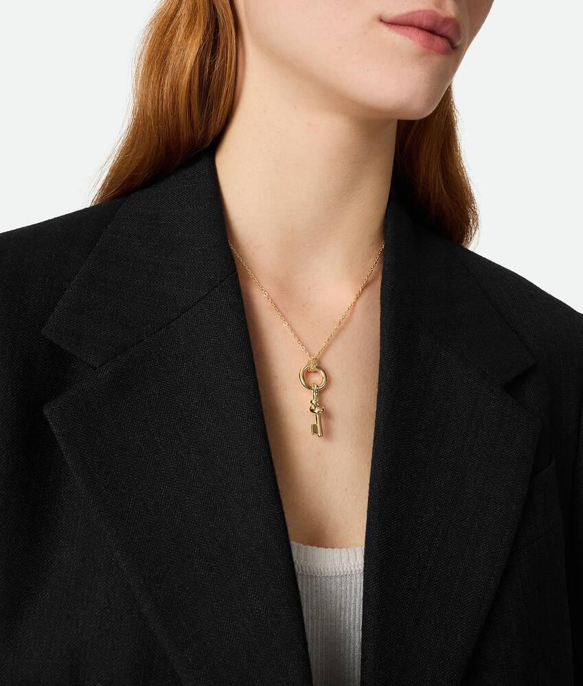 Bottega Veneta Collar Knot con llave Ventas relámpago