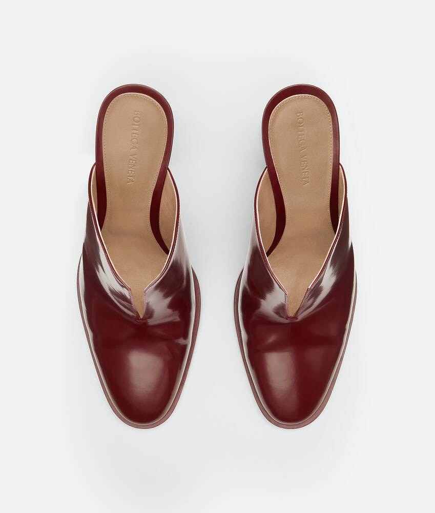 Bottega Veneta Mule Cha-Cha Ahorra y exporta