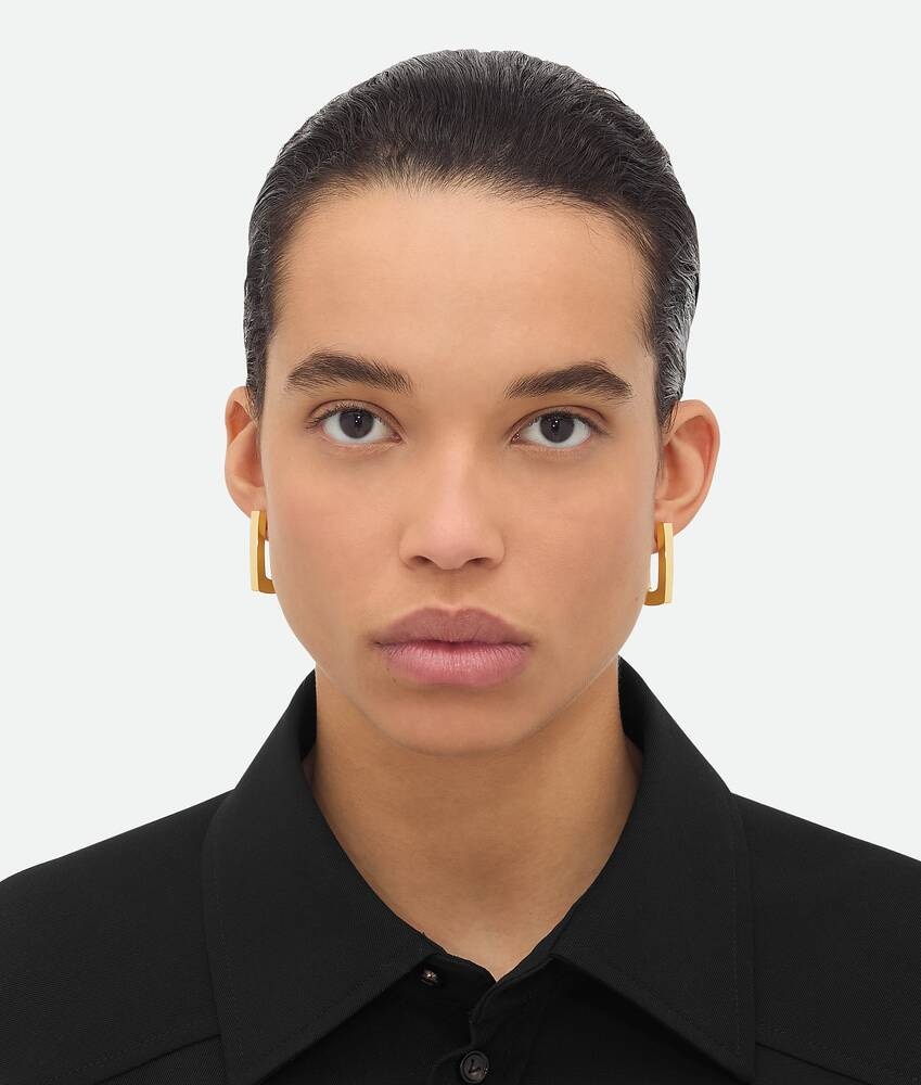 Bottega Veneta Pendientes Shape Hoop Últimos 3 días