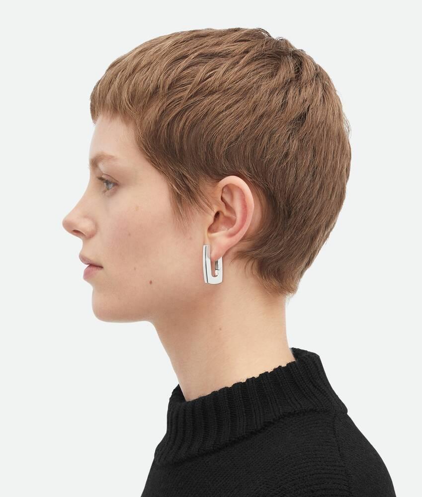 Bottega Veneta Pendientes Shape Hoop COMPRAR AHORA