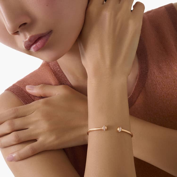 Piaget Possession open bangle bracelet COMPRAR AHORA