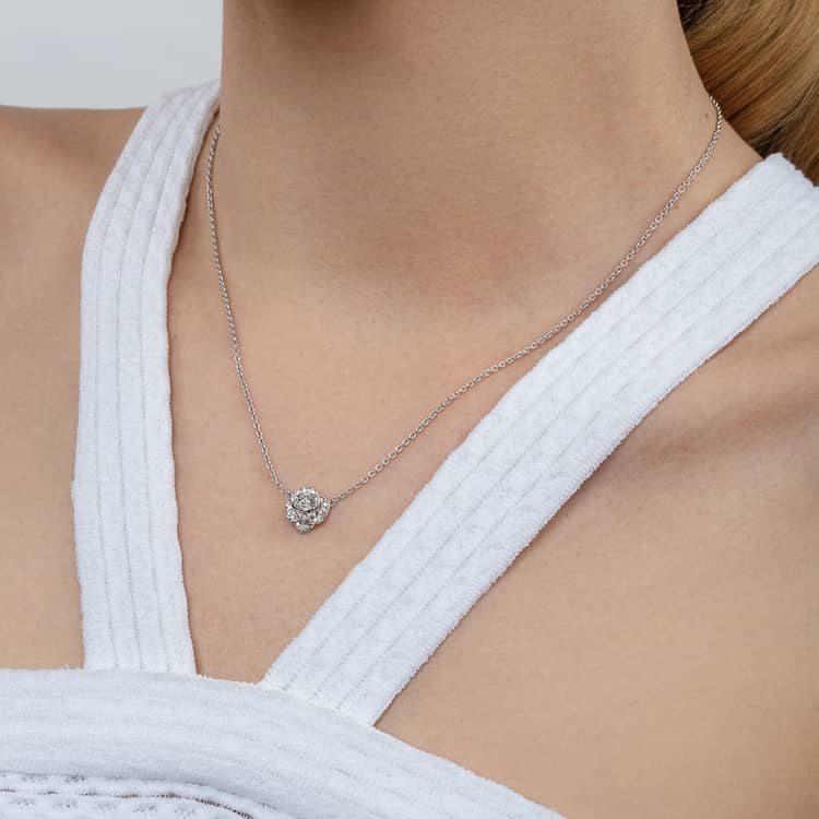 Piaget Piaget Rose pendant Solo hoy