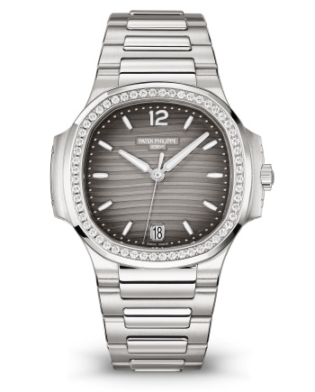 Patek Philippe 7118/1200A - Nautilus Cuerda automática Último día