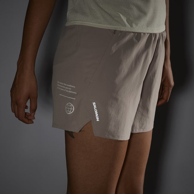 Salomon Shakeout Core 4" Graphic - Pantalón corto para mujer Libre de impuestos